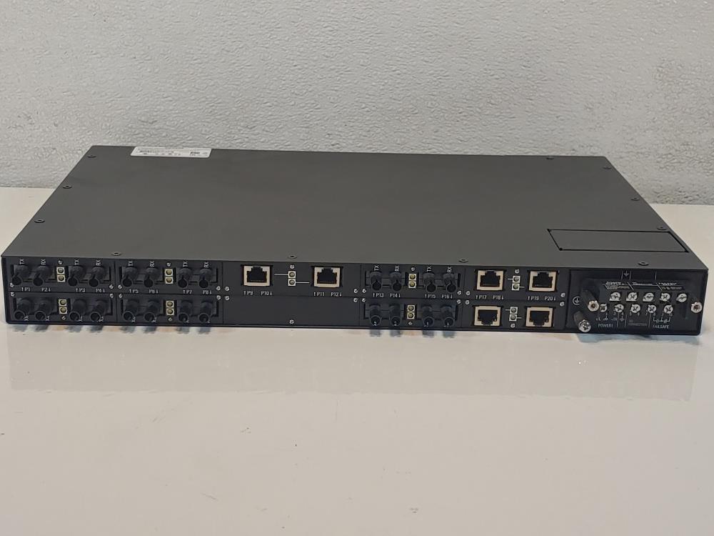 Siemens RUGGEDCOM RSG2100 32M Managed Ethernet Switch 
