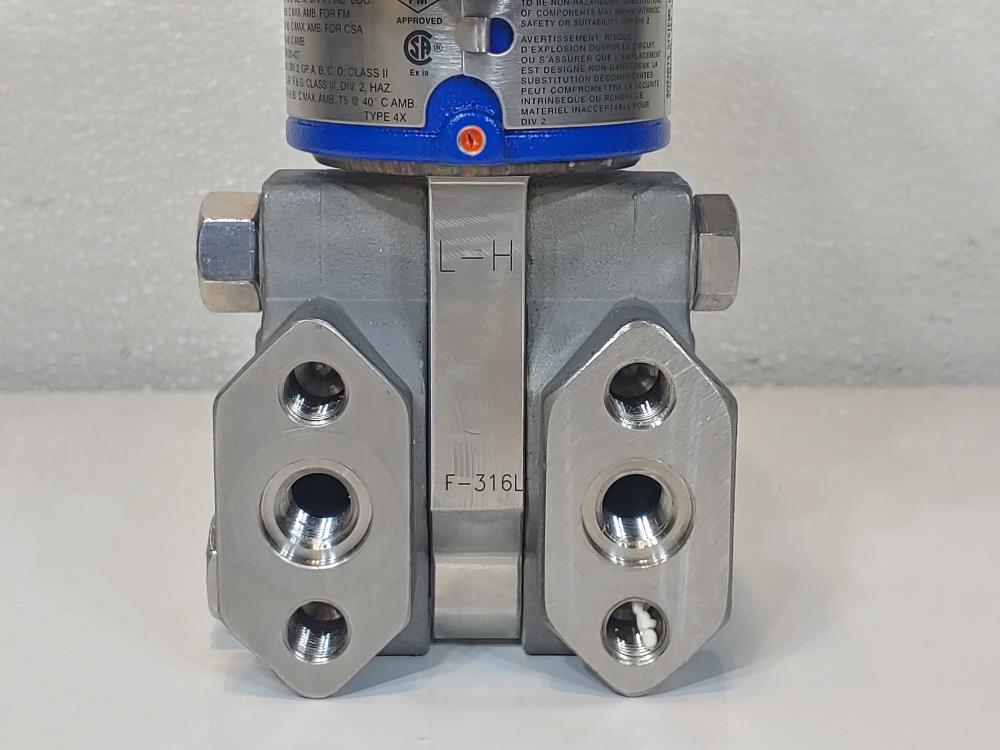 Foxboro IDP10 Differential Pressure Transmitter Model#: IDP10-D22C21F-B1