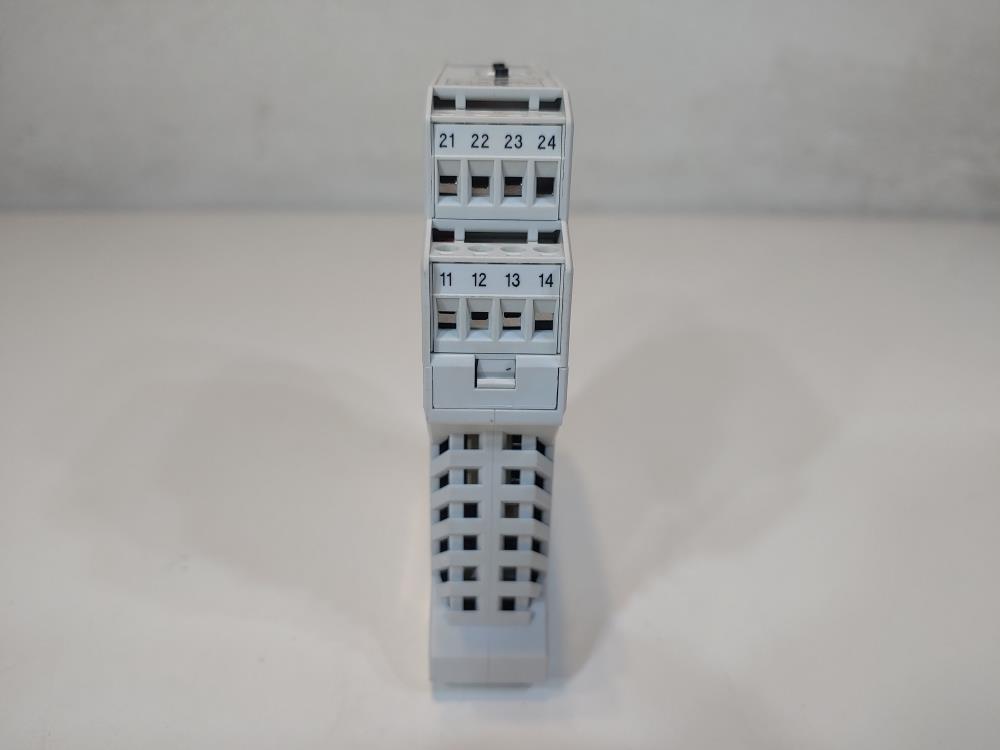 Micro Motion Adapter Barrier Transmitter Output Module Model#: 505