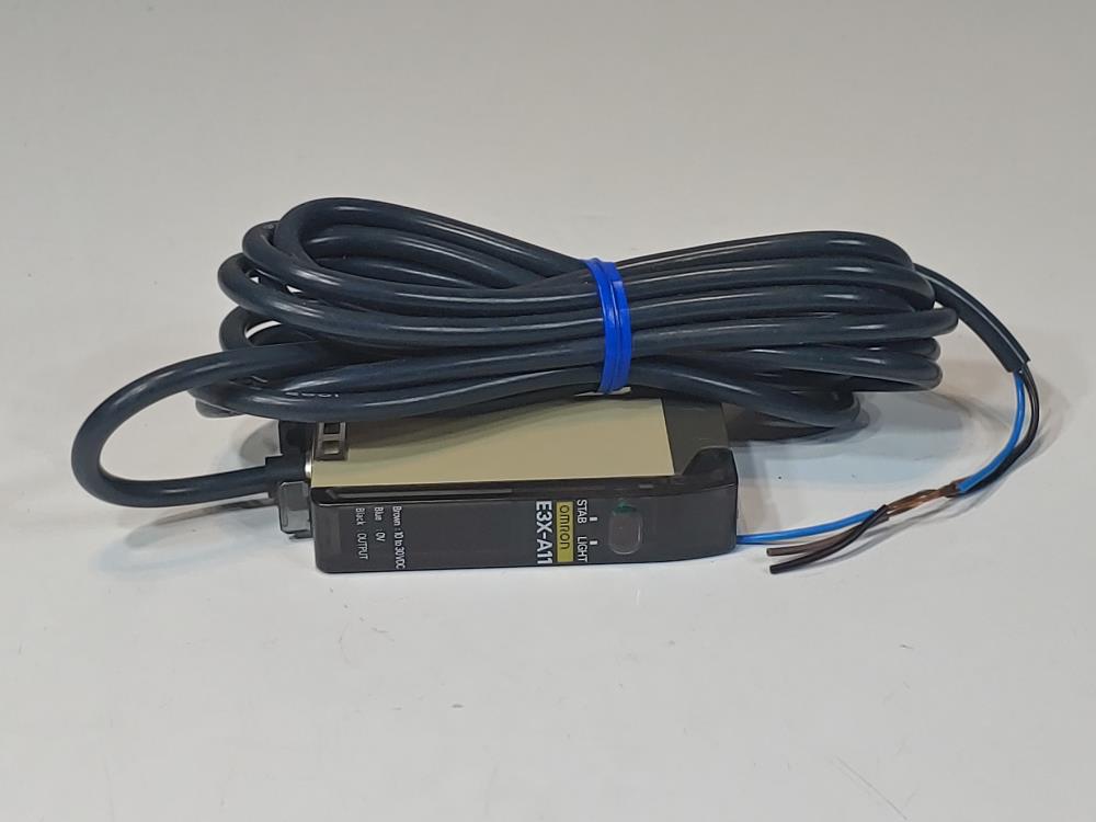 Omron E3X-A11 Photoelectric Sensor 