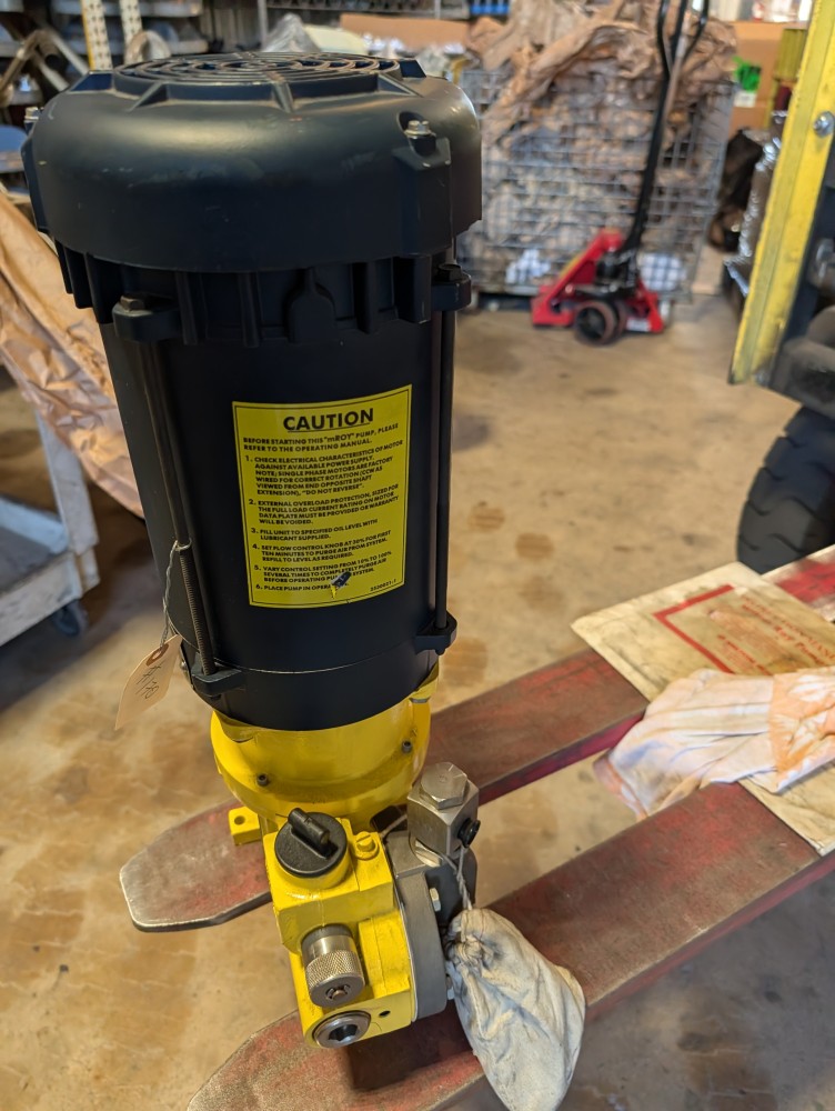Milton Roy Metering Pump RA110724FRSESEM1NN w/ Leeson 1/2HP  Motor 