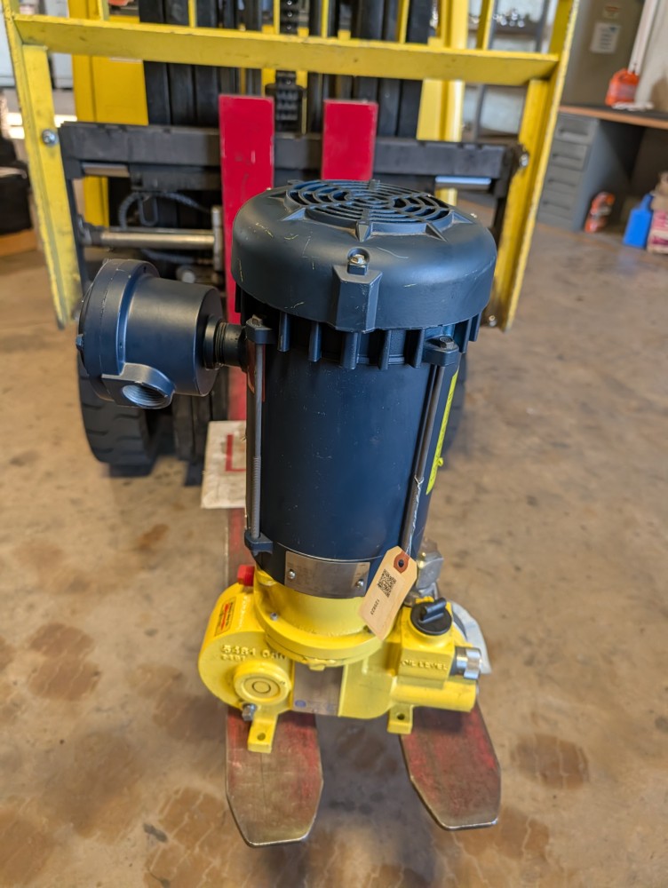 Milton Roy Metering Pump RA110724FRSESEM1NN w/ Leeson 1/2HP  Motor 