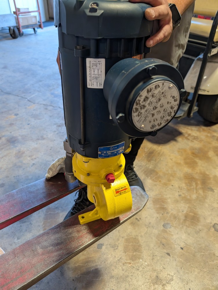 Milton Roy Metering Pump RA110724FRSESEM1NN w/ Leeson 1/2HP  Motor 