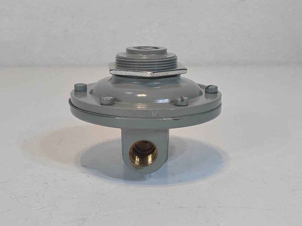 ITT Conoflow 1/4" NPT Differential Pressure Regulator Model#: GH21XTXM