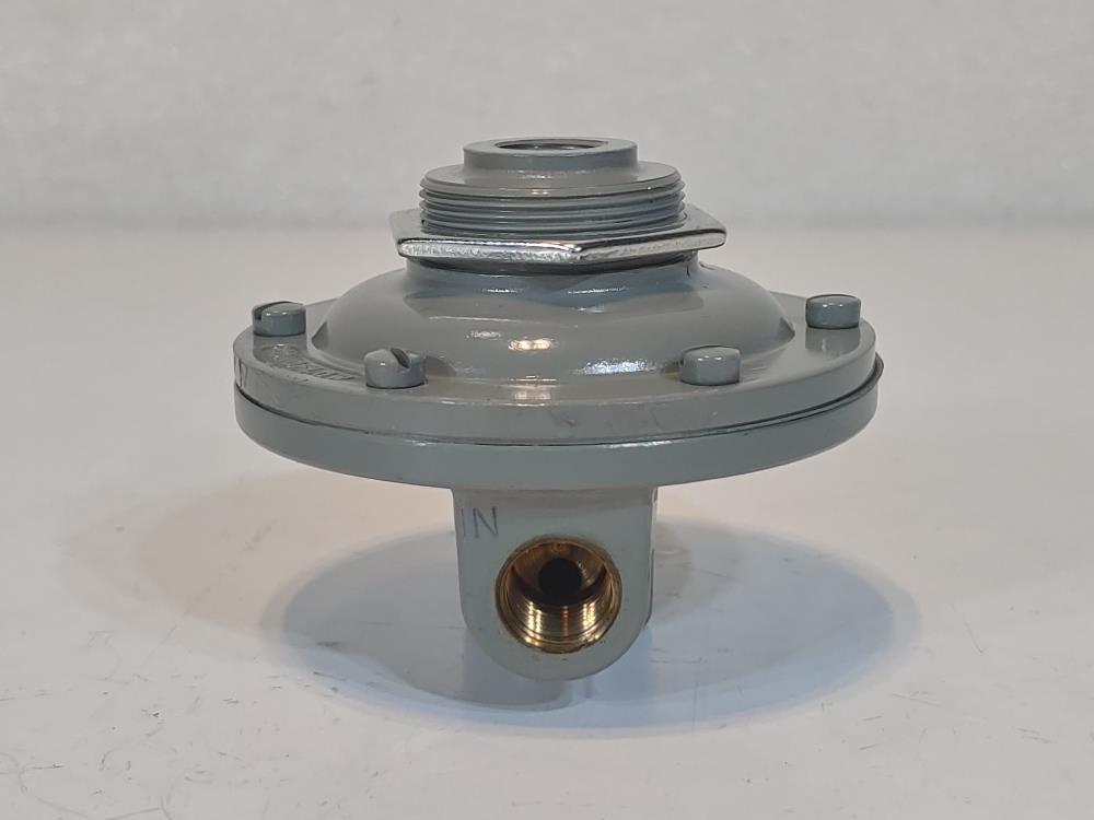 ITT Conoflow 1/4" NPT Differential Pressure Regulator Model#: GH21XTXM