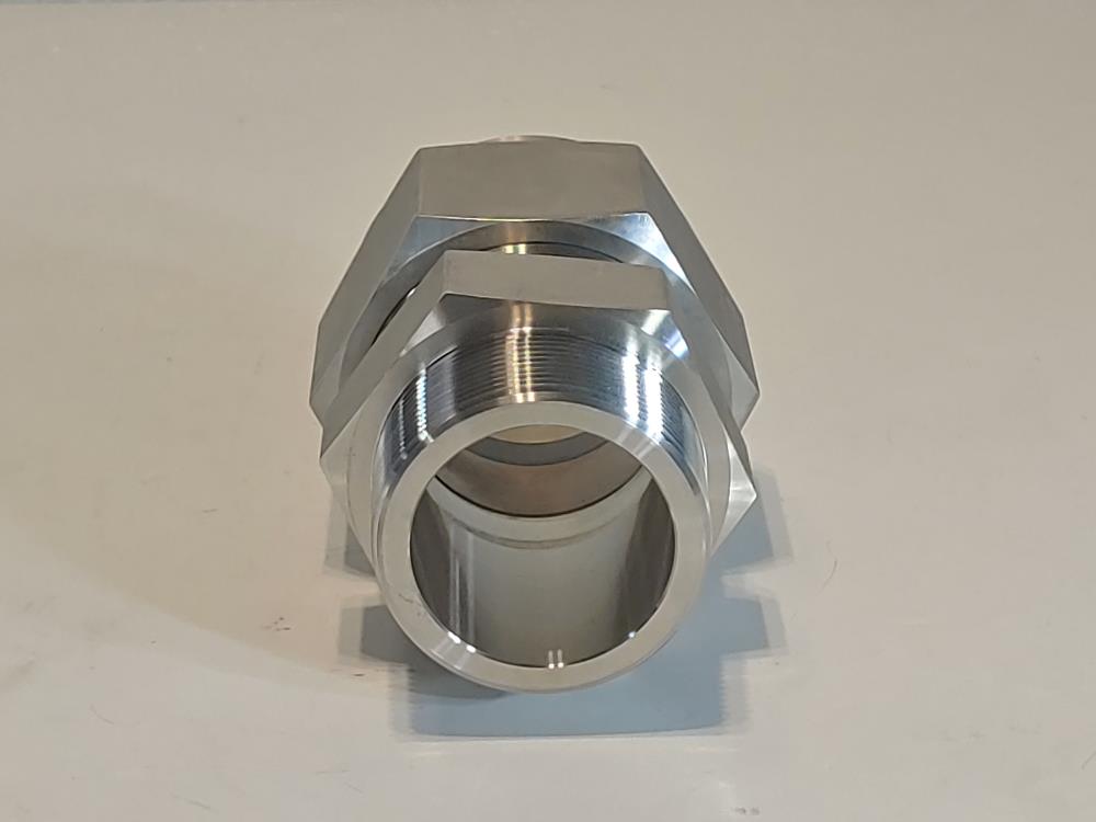 Swagelok Stainless Steel 2" Tube OD x 2" Male NPT Connector SS-3200-1-32