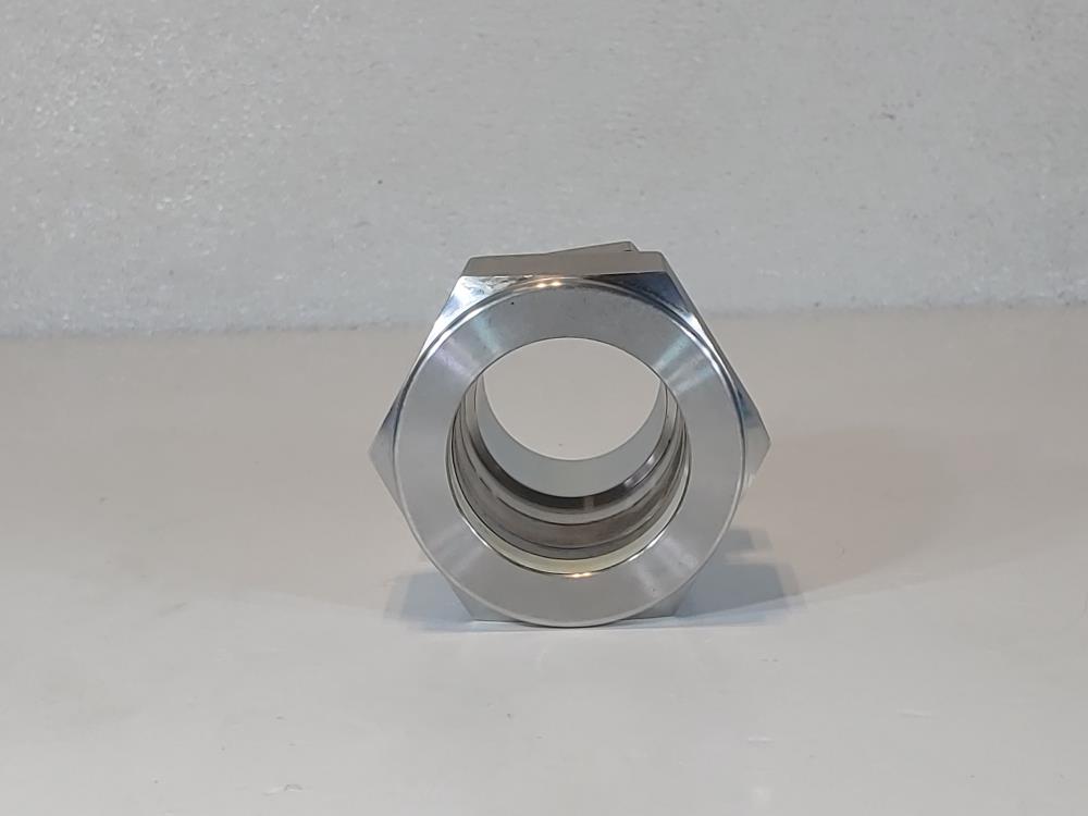 Swagelok Stainless Steel 2" Tube OD x 2" Male NPT Connector SS-3200-1-32
