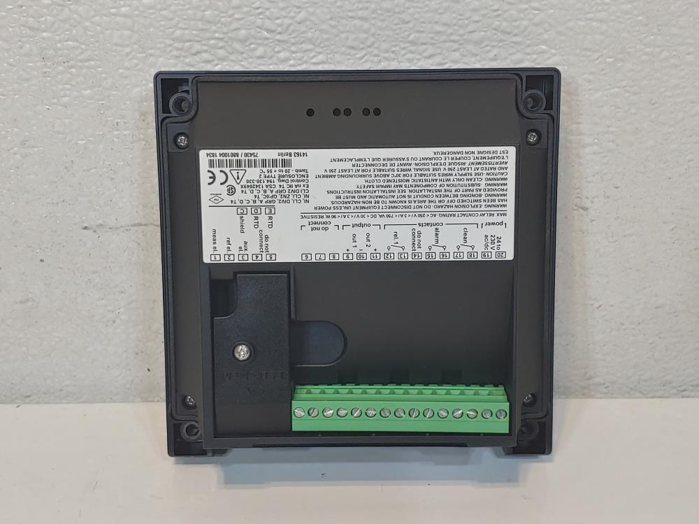 Knick Stratos Eco 2405 pH Transmitter