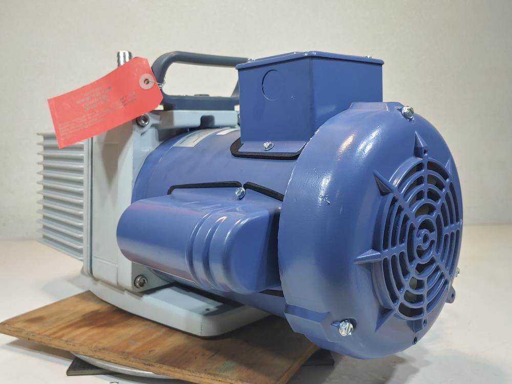 Cole Parmer Rotary Vane Vacuum Pump 79203-50 w/ HP: 3/4 / 1/2 Motor