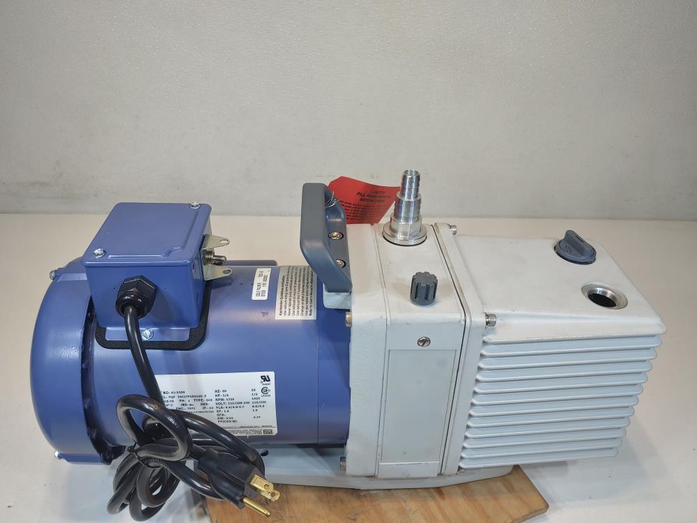 Cole Parmer Rotary Vane Vacuum Pump 79203-50 w/ HP: 3/4 / 1/2 Motor