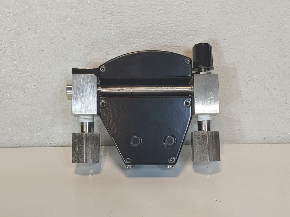 Brooks Ar-Mite MT 3750 Low Flow Armored Flowmeter 3750CA1C51BEAAAAA0