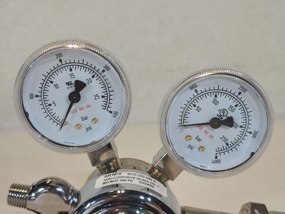 HARRIS KH1010 Single Stage Gas Regulator 401C-250-580 A