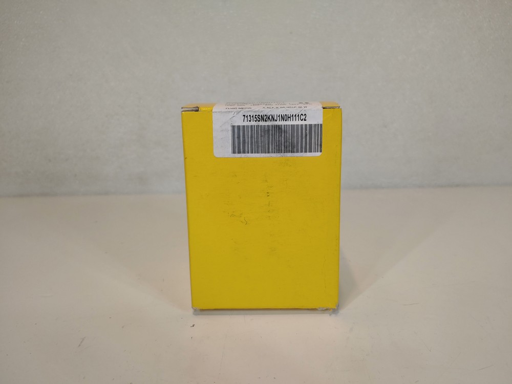 Parker 71315SN2KNJ1N0H111C2 3-Way 1/4" Solenoid Valve