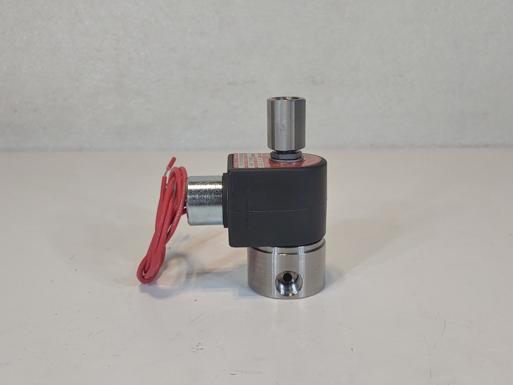 Parker 71315SN2KNJ1N0H111C2 3-Way 1/4" Solenoid Valve