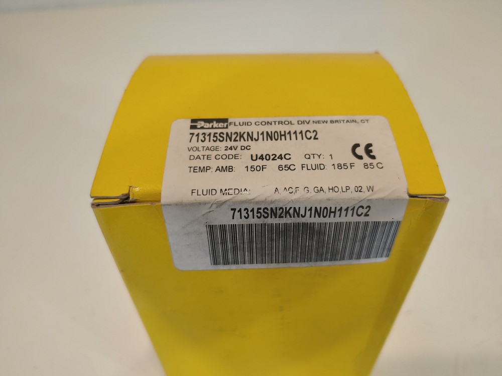Parker 71315SN2KNJ1N0H111C2 3-Way 1/4" Solenoid Valve