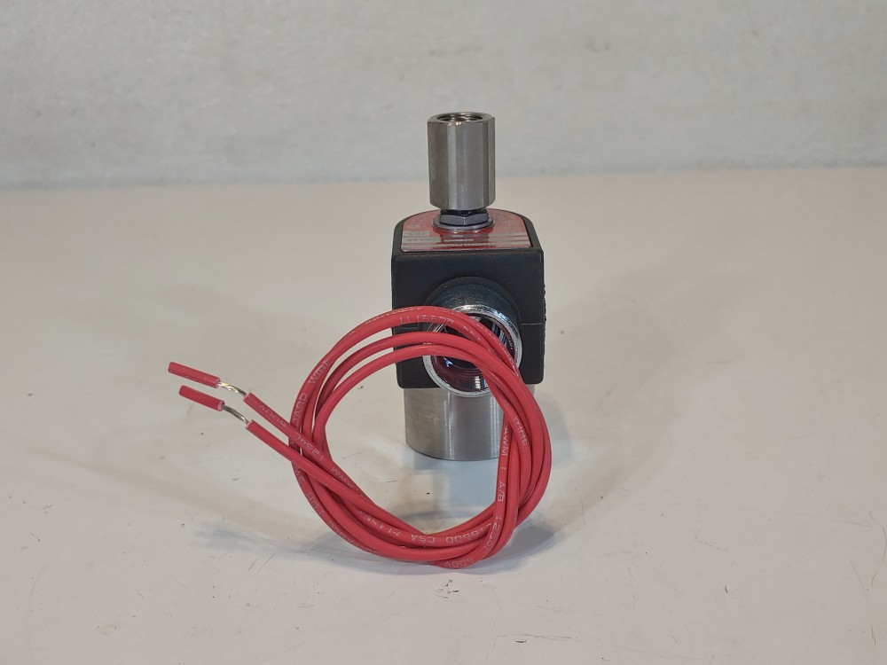 Parker 71315SN2KNJ1N0H111C2 3-Way 1/4" Solenoid Valve