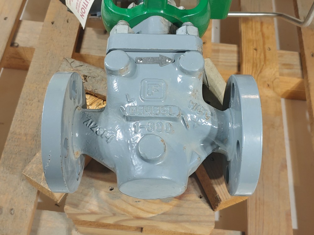 Fisher EZ 1" 300# Actuated Control Valve Type 657 w/846 Fisher Press. Transducer