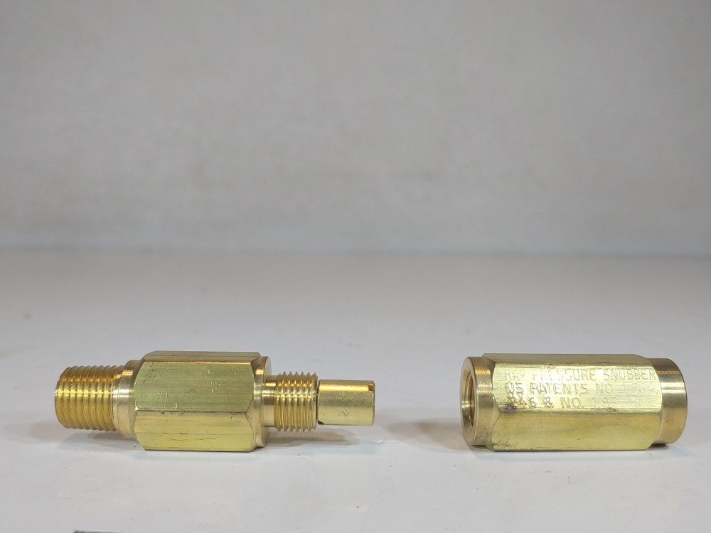 Lot of (3) One Ray 1/4” Pipe Brass Pressure Snubber 010B