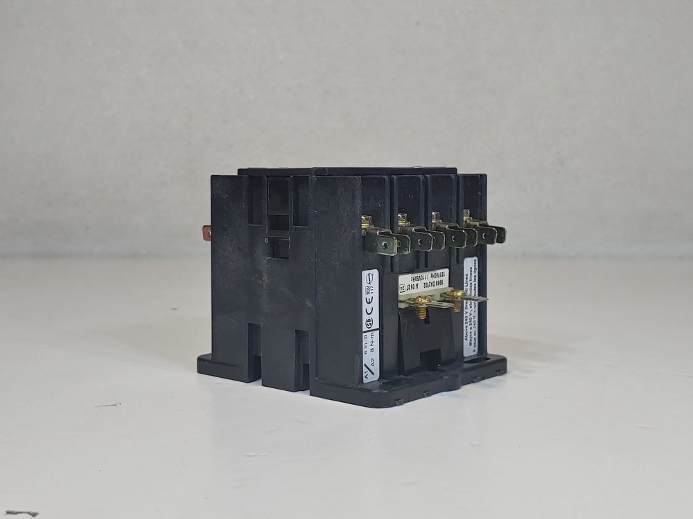 Square D Class 8910 Contactor 4 pole 600V Model#: 8910DPA24V02