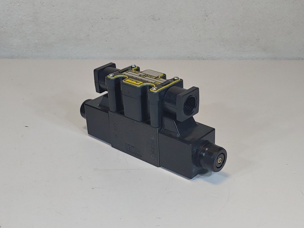 Parker Hydraulic Directional Valve D1VW008CNYCF