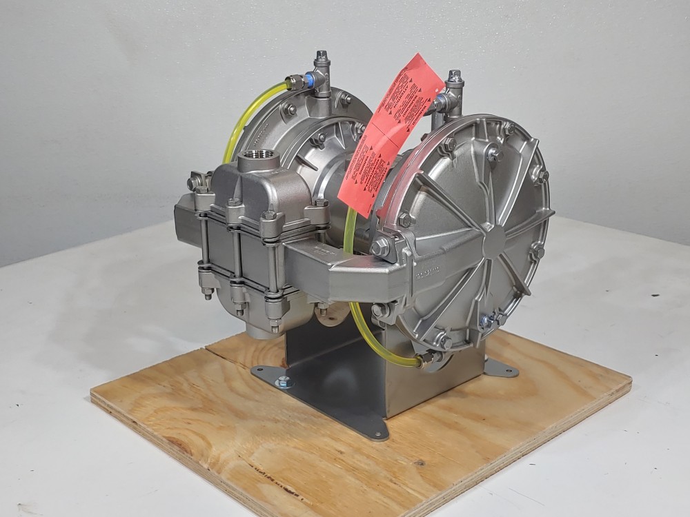 Sandpipe AODD ST1VL, DGNG5SS 1" Metallic Containment Duty Pump