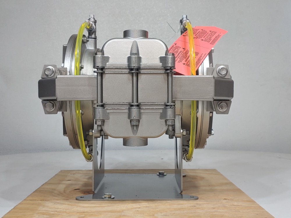 Sandpipe AODD ST1VL, DGNG5SS 1" Metallic Containment Duty Pump