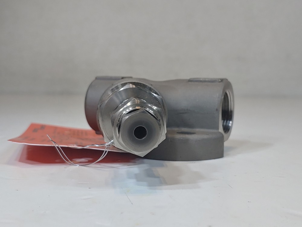 Spirax Sarco 3/4" NPT SS Strainer w/ Blowdown 67986