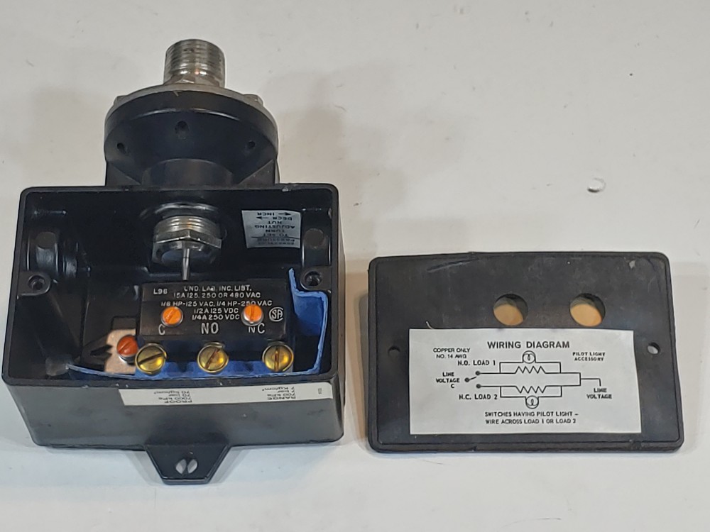 Ashcroft (Dresser) B424B Snap Action Pressure Switch 100 PSI