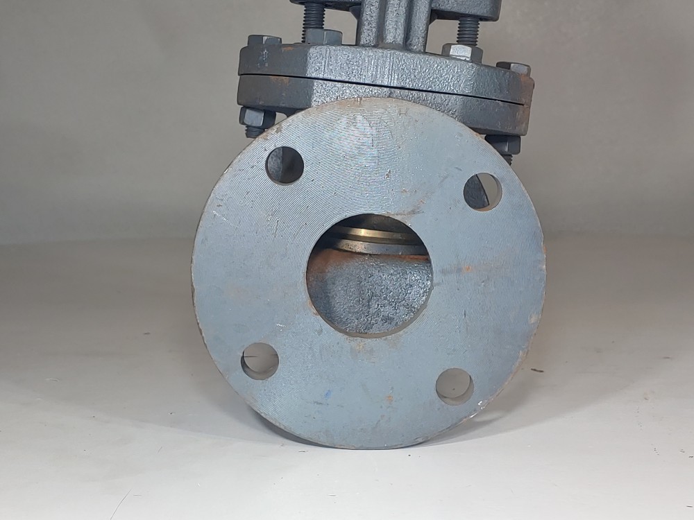 NIBCO 2-1/2" 125 SWP/200WOG Flanged IBBM Globe Valve 