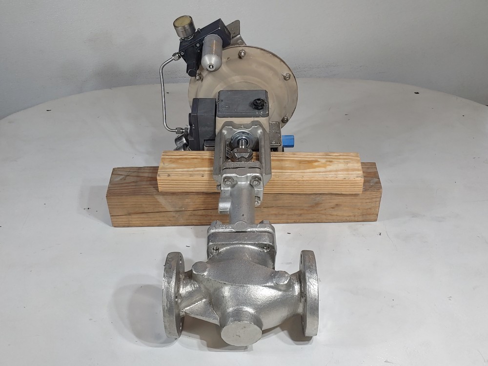 Samson 1-1/2" CL 150# CF8M 3277 Control Valve w/ 3730-3 Positioner