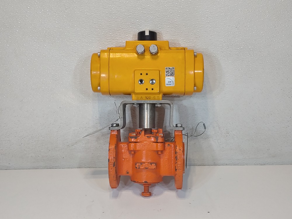 XOMOX Tufline 1-1/2" 150# PFA Lined Plug Valve w/Elomatic Pneumatic Actuator
