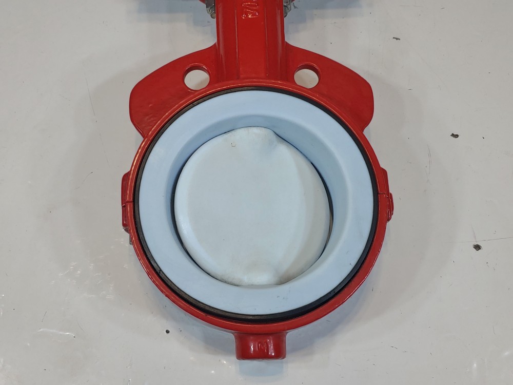 Bray Rack & Pinion Actuator 92-0830-11305-532 w/ 4" Wafer Butterfly Valve