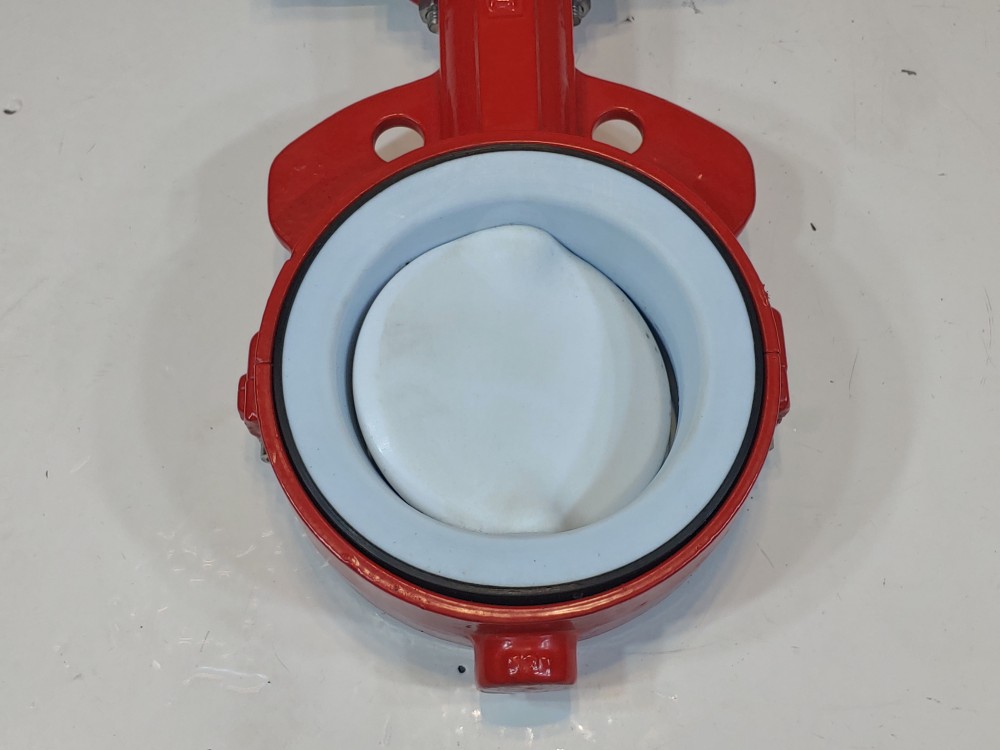 Bray Rack & Pinion Actuator 92-0830-11305-532 w/ 4" Wafer Butterfly Valve