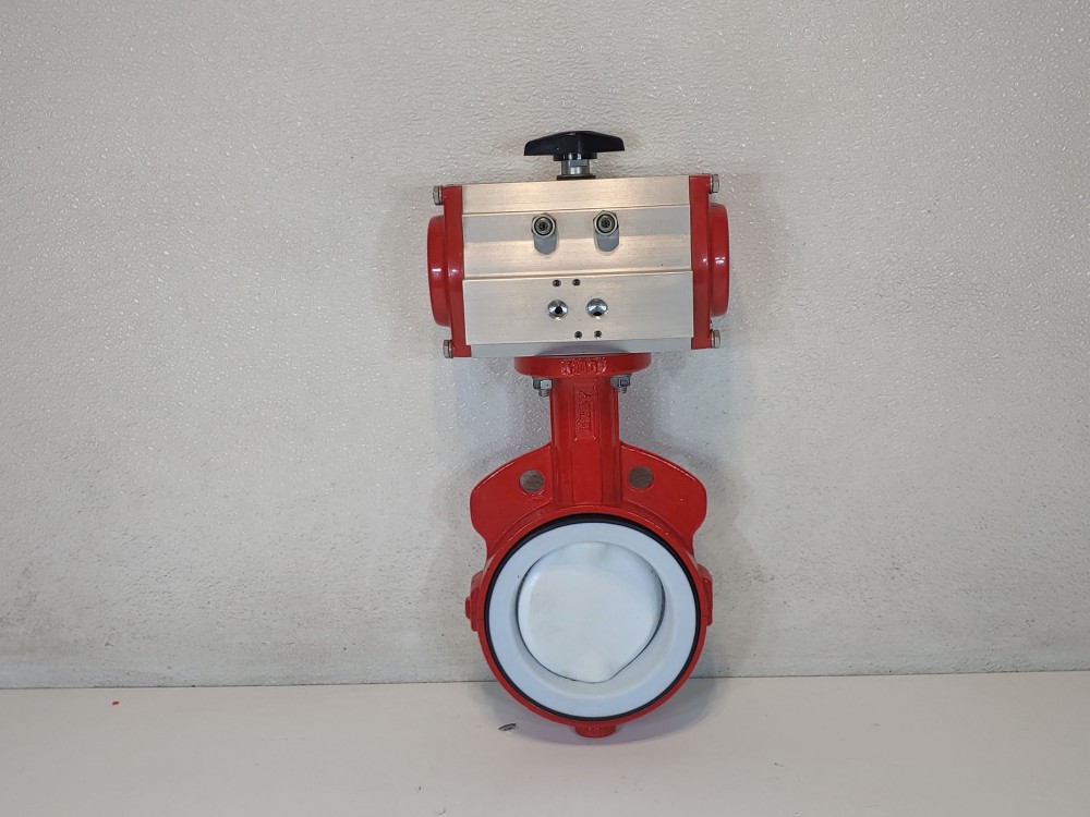 Bray Rack & Pinion Actuator 92-0830-11305-532 w/ 4" Wafer Butterfly Valve