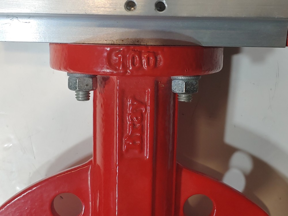 Bray Rack & Pinion Actuator 92-0830-11305-532 w/ 4" Wafer Butterfly Valve