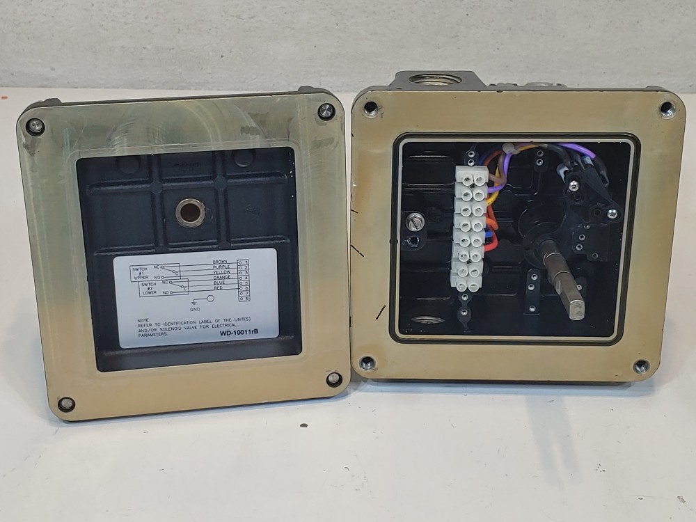 Bettis RPE0025U Valve Actuator  w/ Westlock Limit Switch, 1/2" Ball Valve
