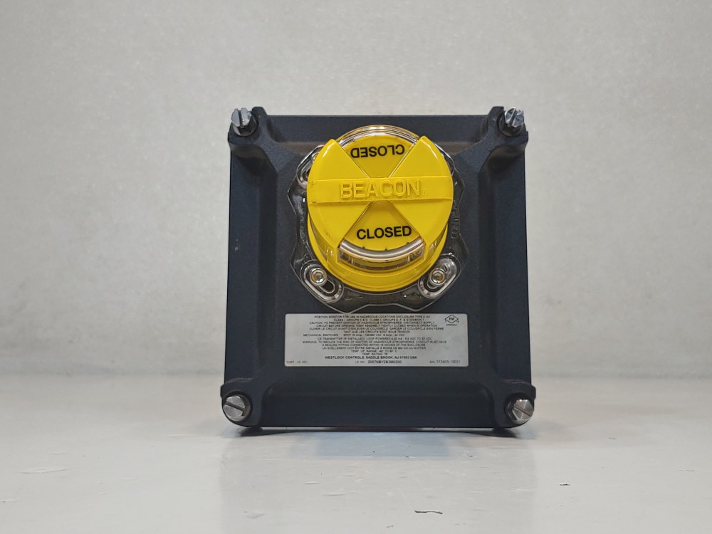 Bettis RPE0025U Valve Actuator  w/ Westlock Limit Switch, 1/2" Ball Valve