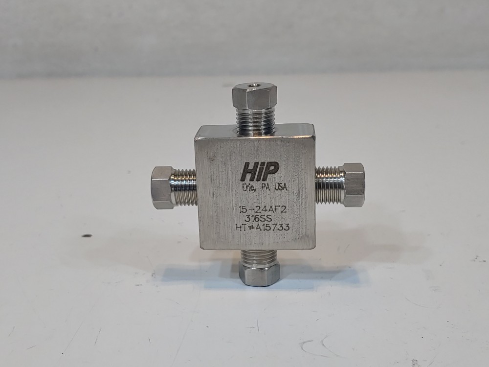 Lot of (3) HIP 316SS Cross Taper Seal Fitting Type: 15-24AF2