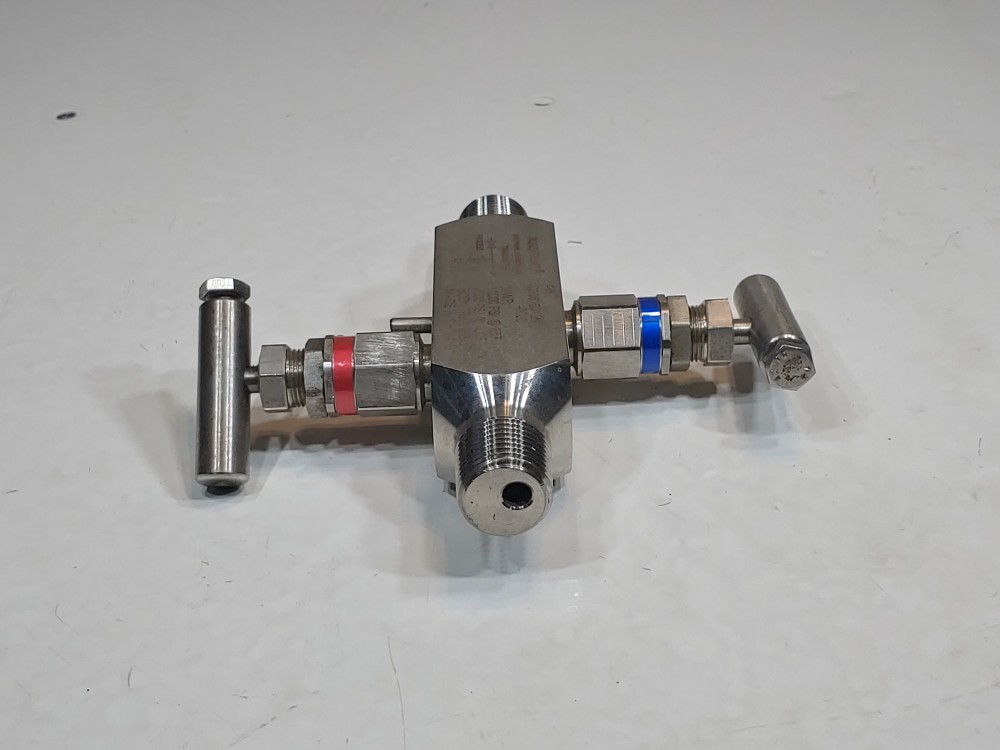 Rosemount 2-Way 1/2" 316SS C306101125-0000 In Line Manifold Valve