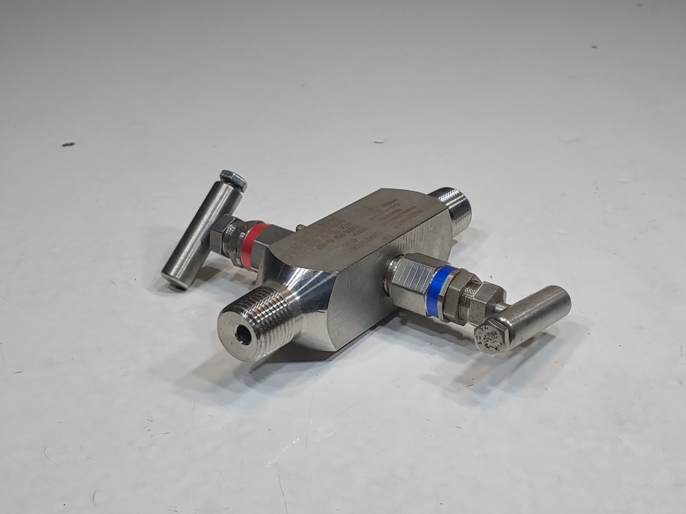 Rosemount 2-Way 1/2" 316SS C306101125-0000 In Line Manifold Valve