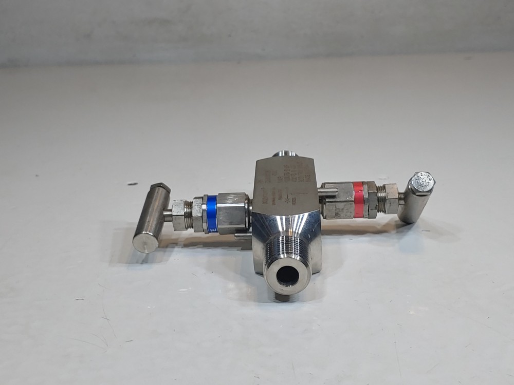 Rosemount 2-Way 1/2" 316SS C306101125-0000 In Line Manifold Valve
