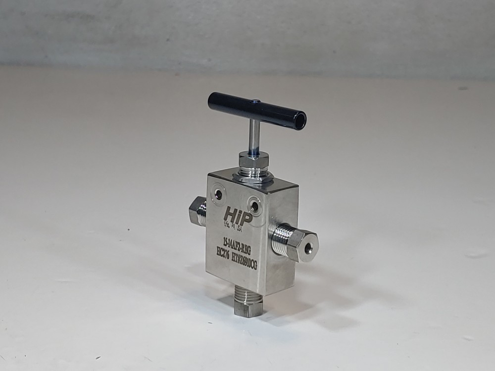 HIP  3-Way 1-Pressure Taper Seal Needle Valve Type: 15-14AF2-REG