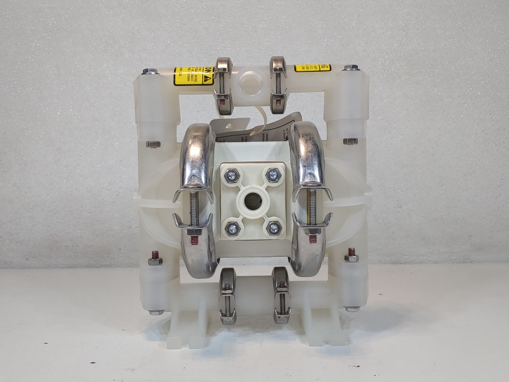 Versamatic 1/2" V Series Polypropylene Pump V5PP6X6T0
