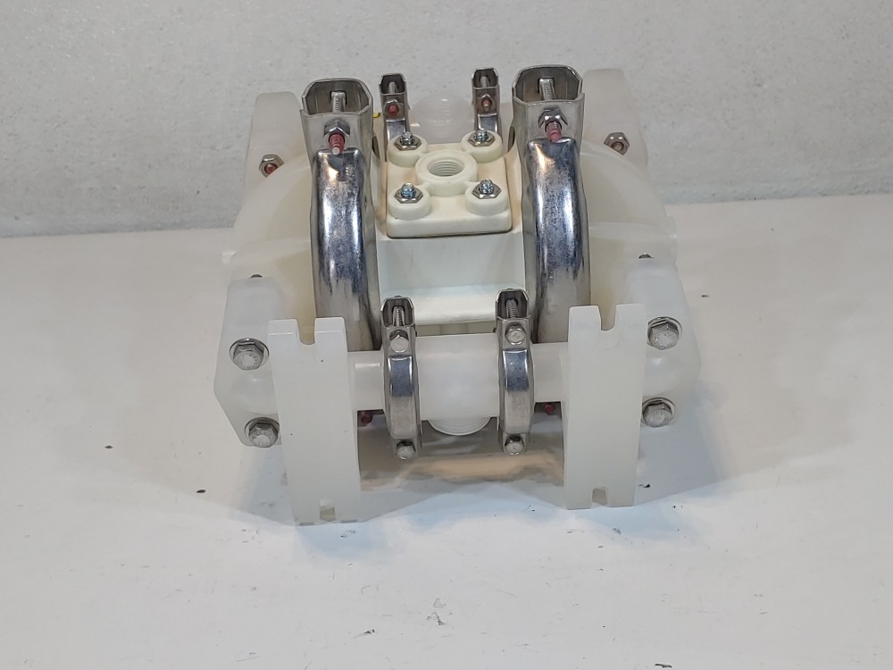 Versamatic 1/2" V Series Polypropylene Pump V5PP6X6T0