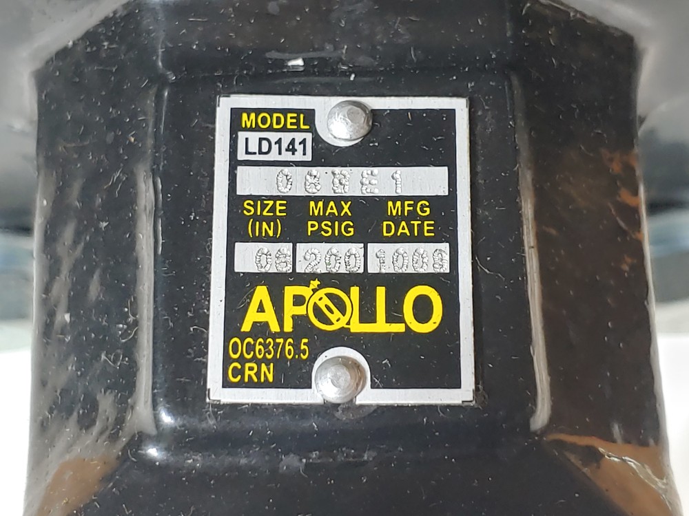 Apollo 8" Lug Wafer Butterfly Valve w/ Gear Operator LD14108BE12