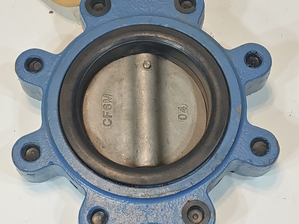Dezurik 4" 200 CWP CI/CF8M Lug Butterfly PN: 9607392ROO2