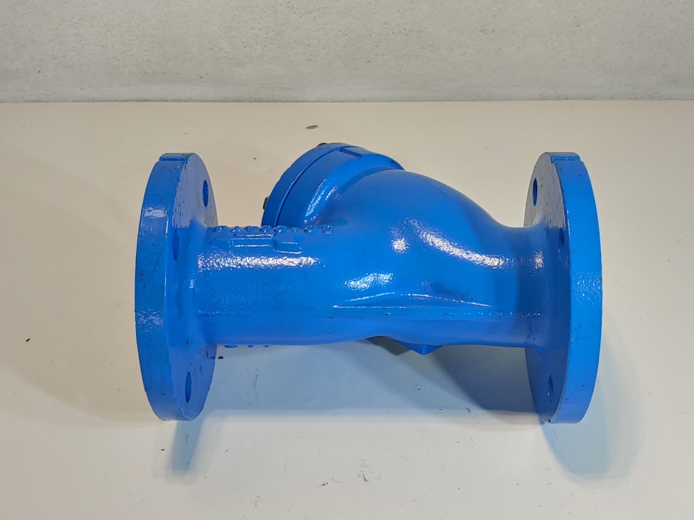 Conbraco Model F1,  2-1/2" 125# RF CI Flanged Y Strainer