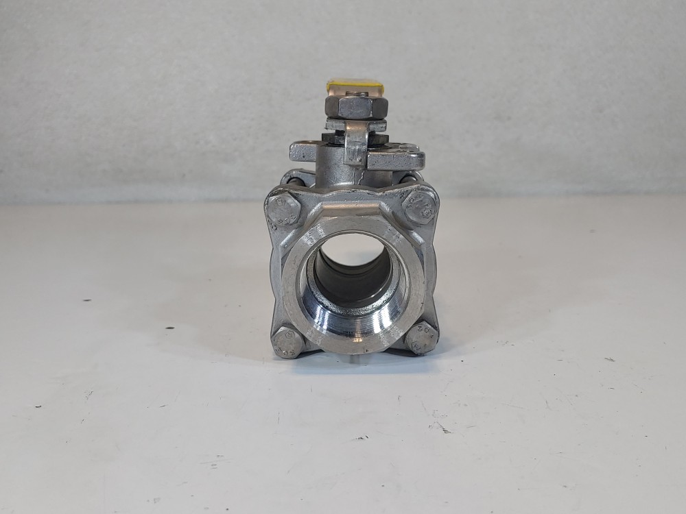 Apollo 1-1/4" 1000 WOG 3-PC Thrd CF8M Ball Valve 