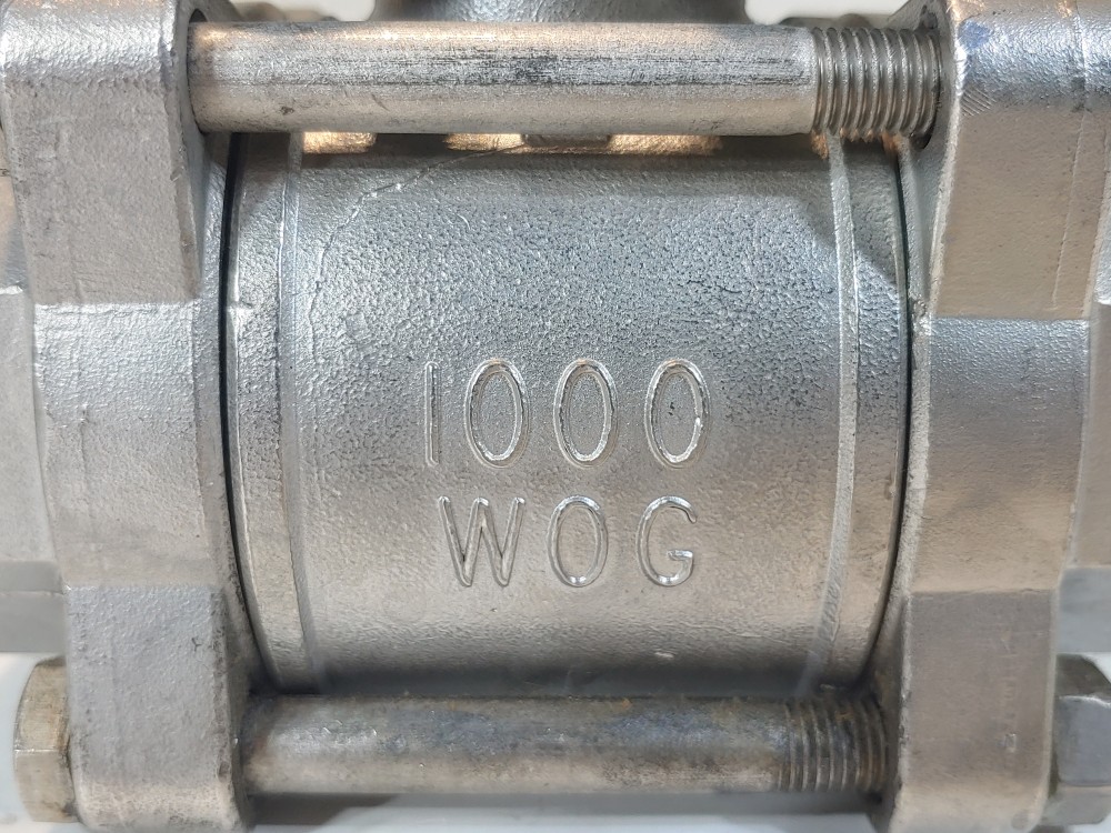 Apollo 1-1/4" 1000 WOG 3-PC Thrd CF8M Ball Valve 