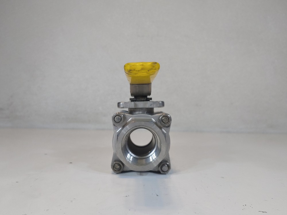 Apollo 1-1/4" 1000 WOG 3-PC Thrd CF8M Ball Valve 